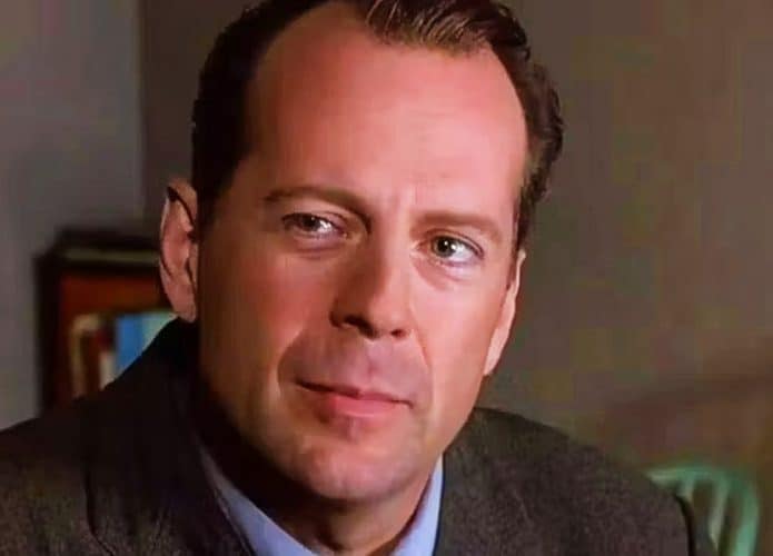 bruce-willis-em-sexto-sentido-695x500