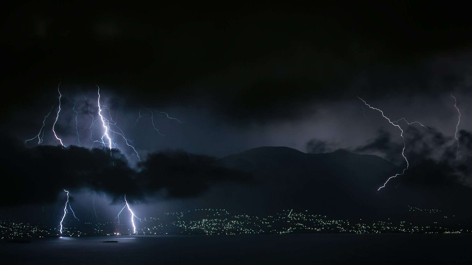 relampago-1920x1080
