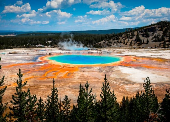 Vírus gigante antigo é encontrado nas fontes termais de Yellowstone