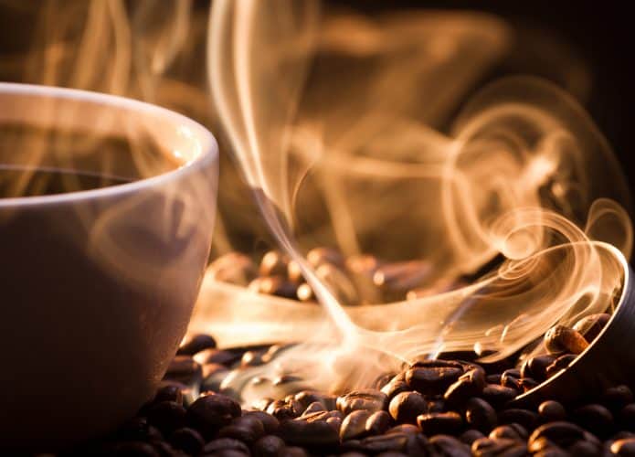 Aroma-cafe-1-695x500