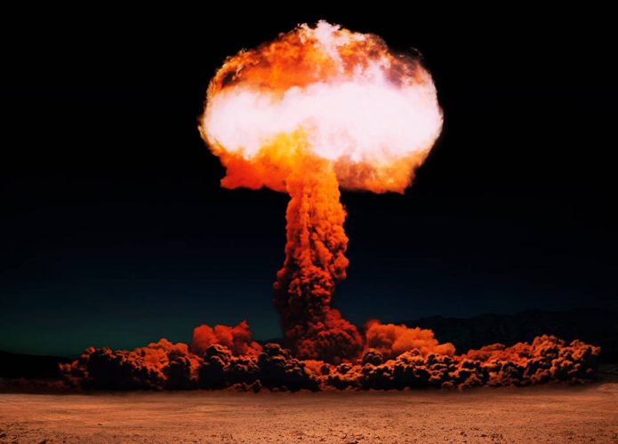 Destaque-Bomba-atomica-1-695x500