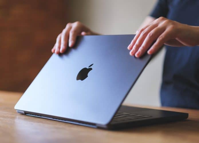 MacBook