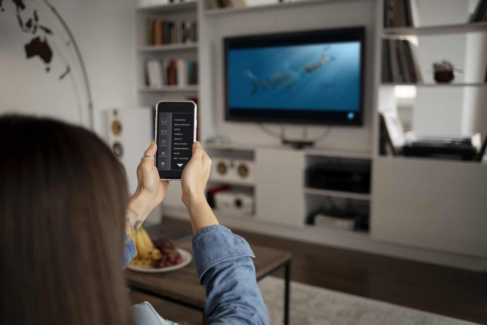 Como conectar notebook na TV [3 modos]