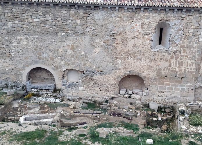 cemiterio-espanha-medieval-695x500