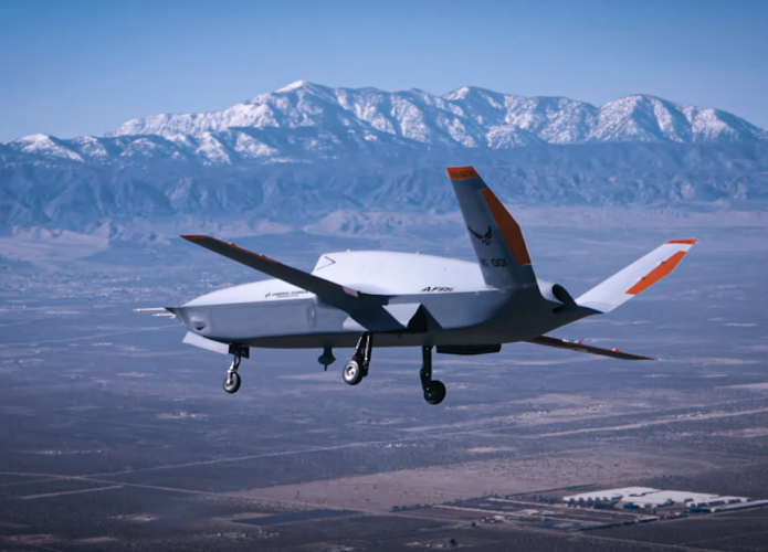 Exército dos EUA divulga vídeo do primeiro voo de drone autônomo de combate; assista