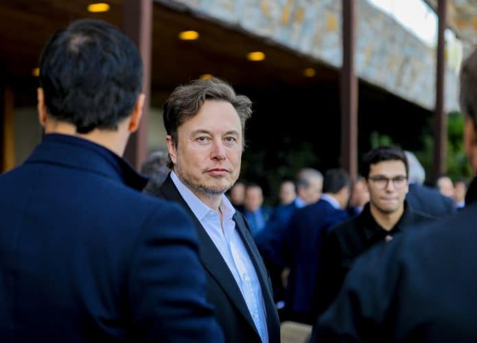 elon_musk-695x500
