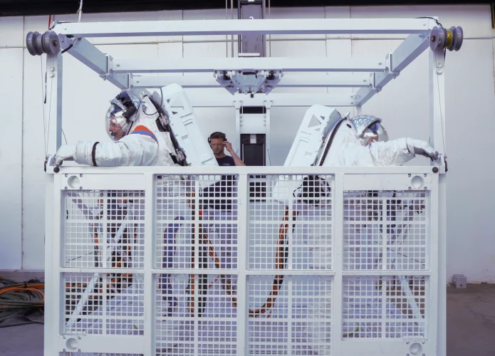 Os astronuats fizeram testes com os trajes da Axiom Space e o Starship HLS, da SpaceX (Crédito: SpaceX)