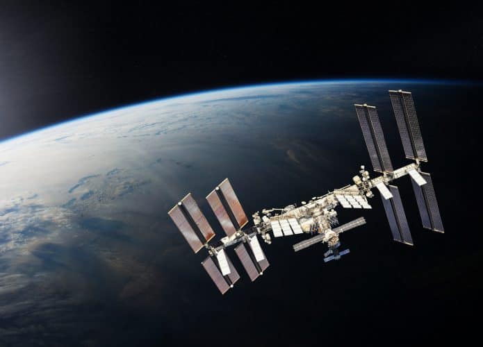 iss-1-695x500
