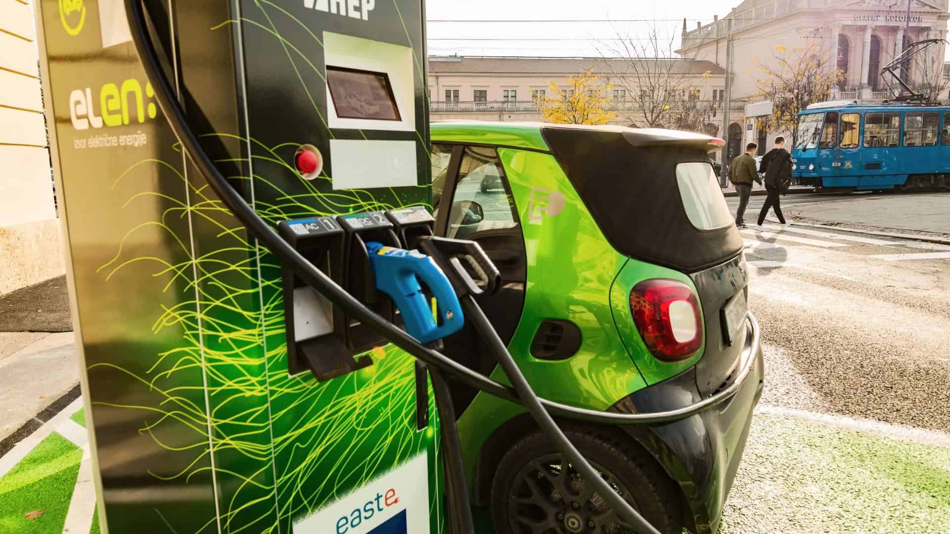 Carregador para carro elétrico