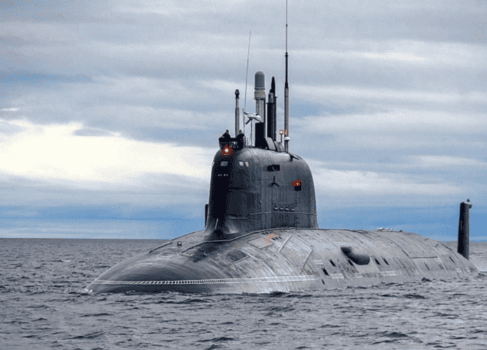 Como é o submarino nuclear que a Rússia enviou a Cuba