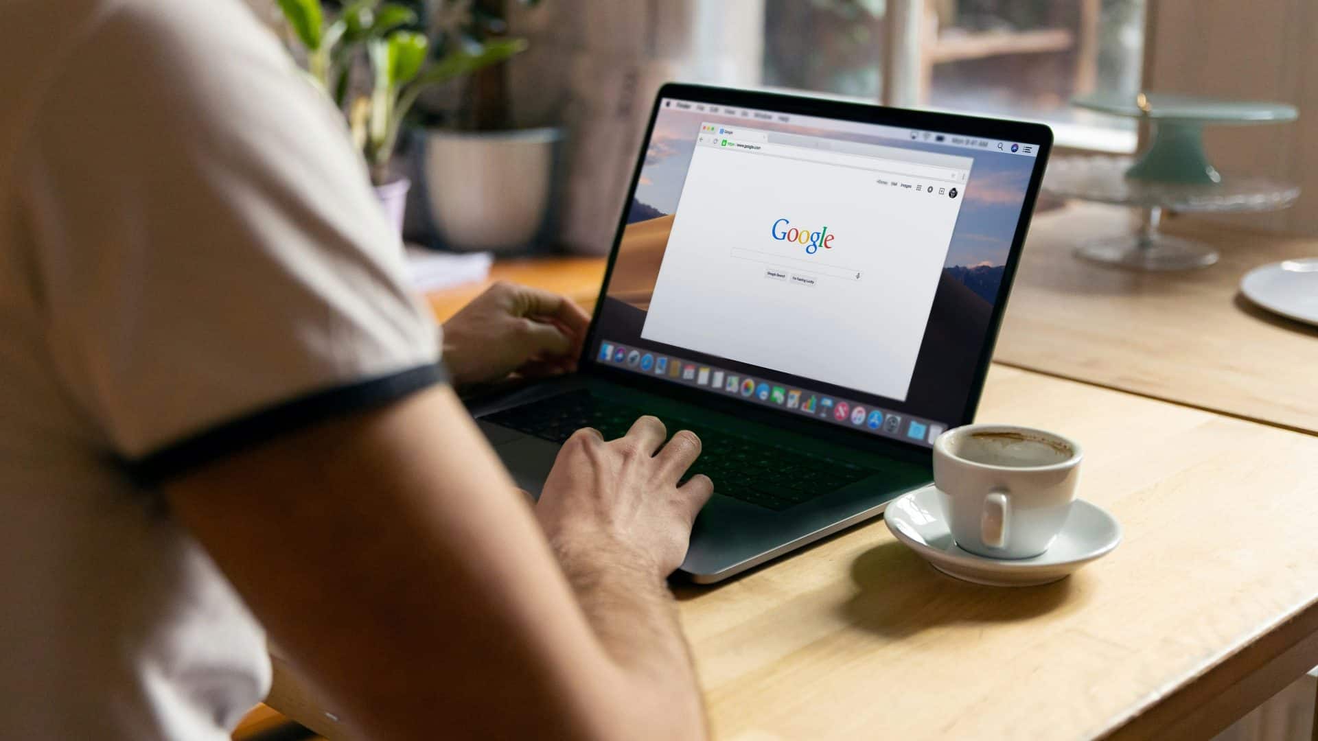 Cursos gratuitos de IA no Google via Firmbee/Unsplash