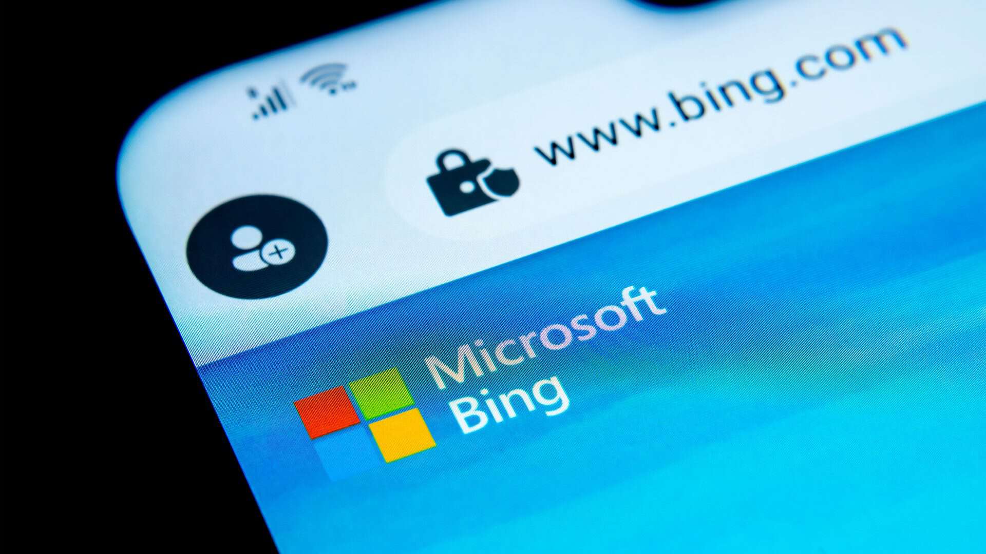 Página inicial do Microsoft Bing em celular Android