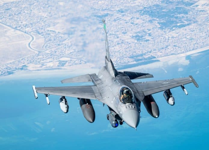 f_16-scaled-e1722532430252-695x500