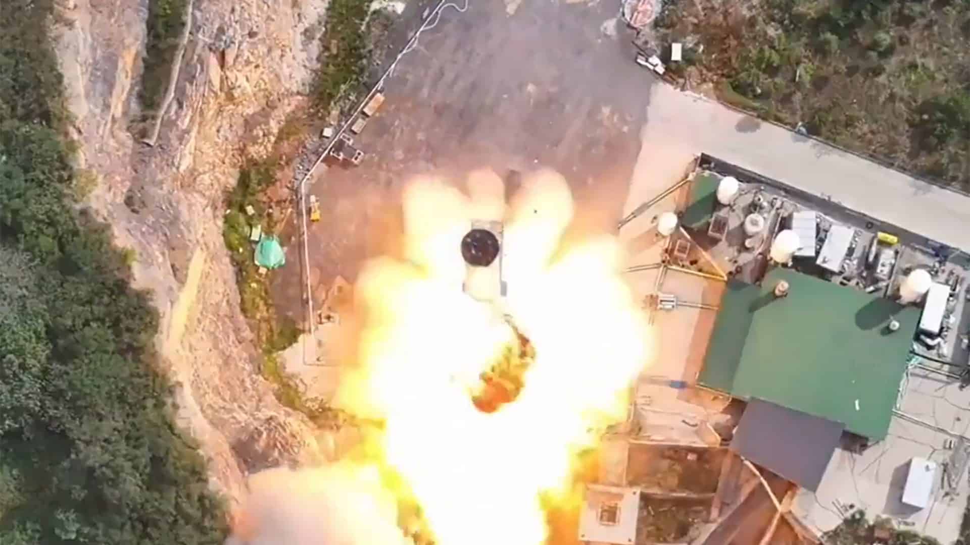 foguete-explode-1920x1080