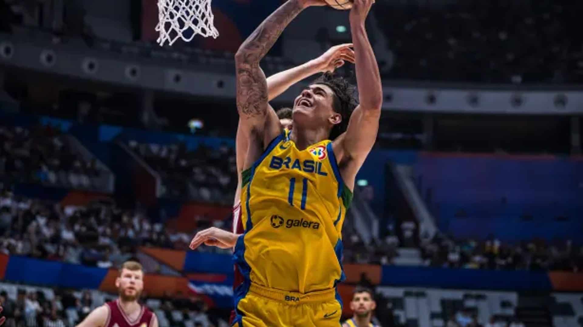 Guilherme Santos, do time da Seleção Brasileira de Basquete masculino