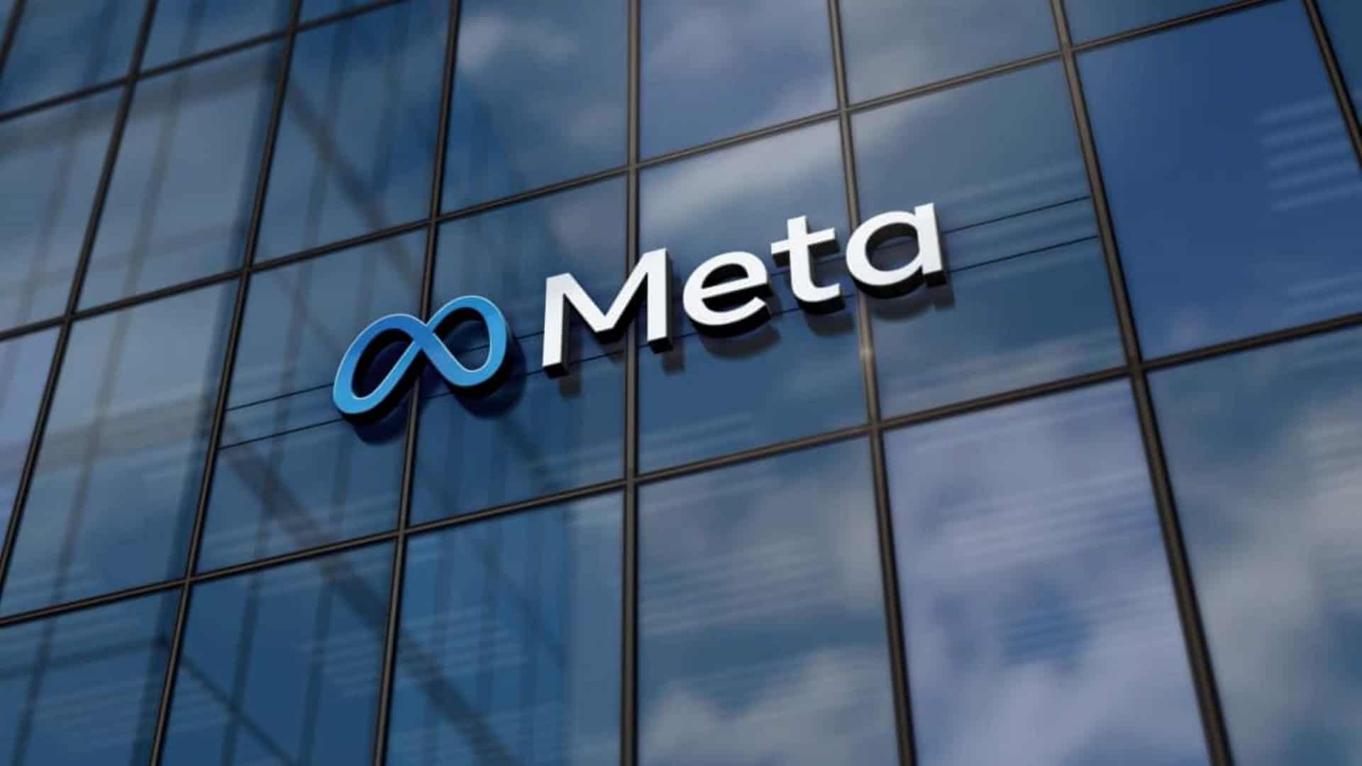 Logo da meta em fachada