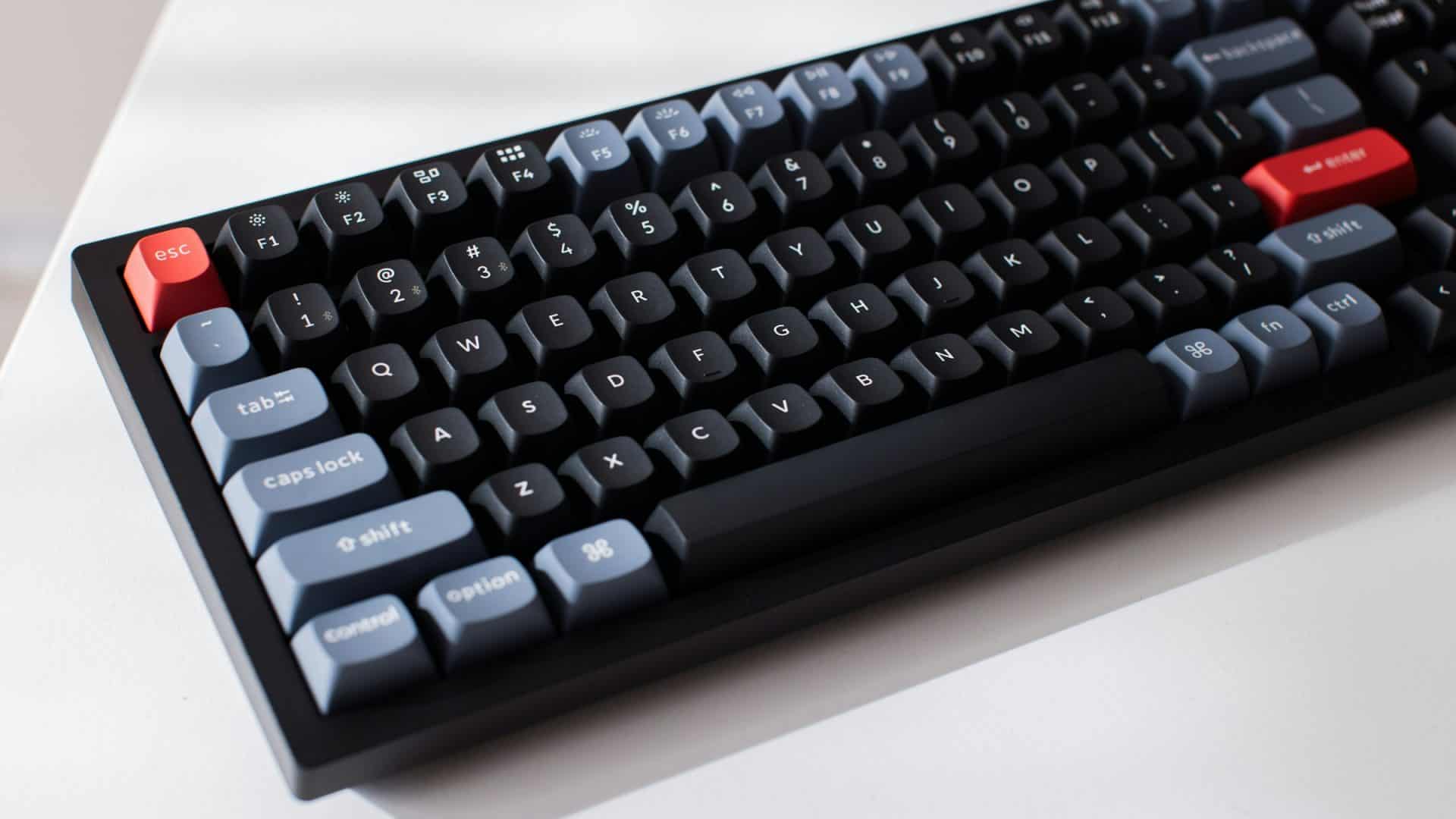 Teclado sem fio. Imagem: Padraig Treanor/Unsplash