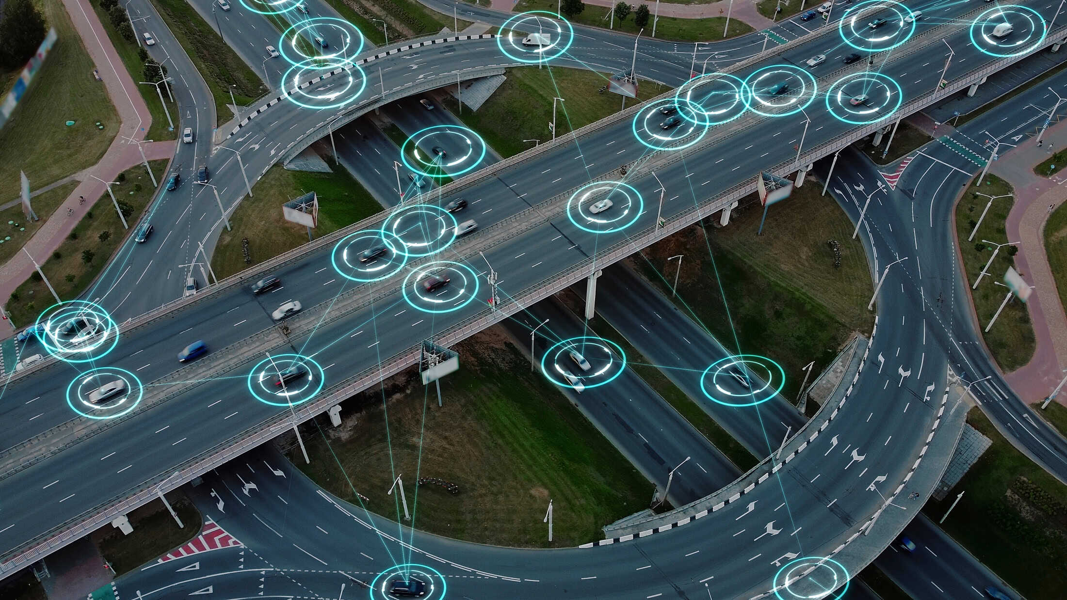 Rodovia inteligente usa IA para se comunicar com motoristas nos EUA