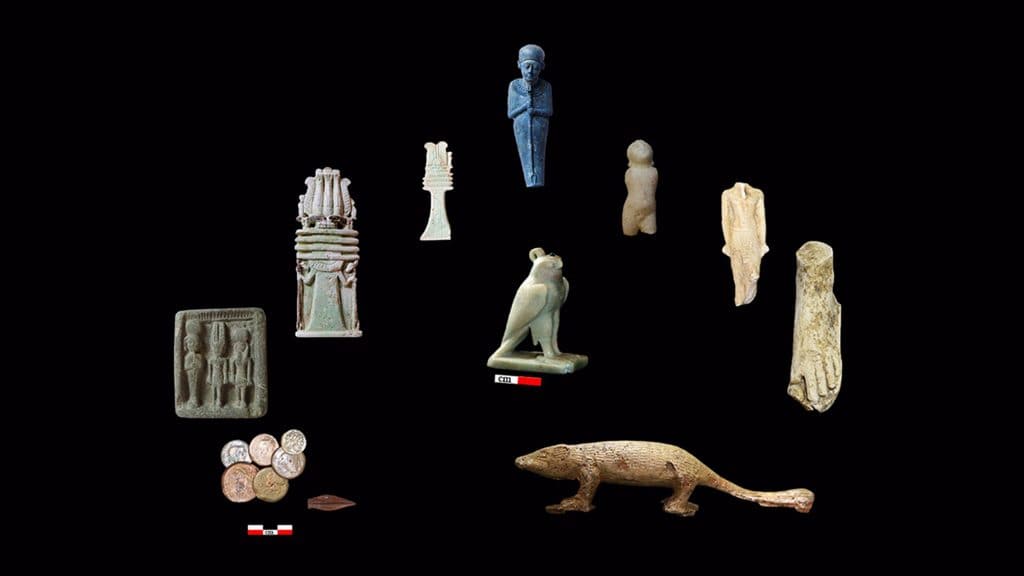 Montagem com artefatos encontrado em observatório usado no Antigo Egito