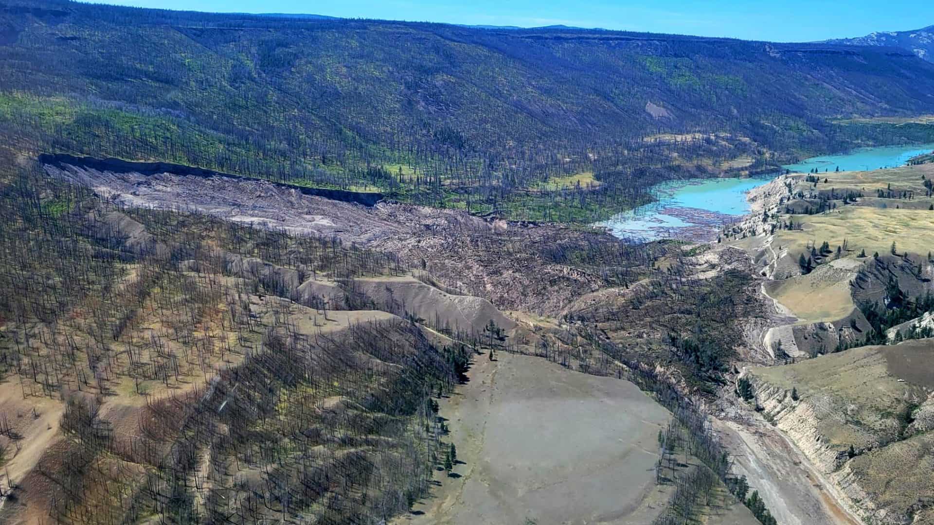 Paisagem da região após o deslizamento