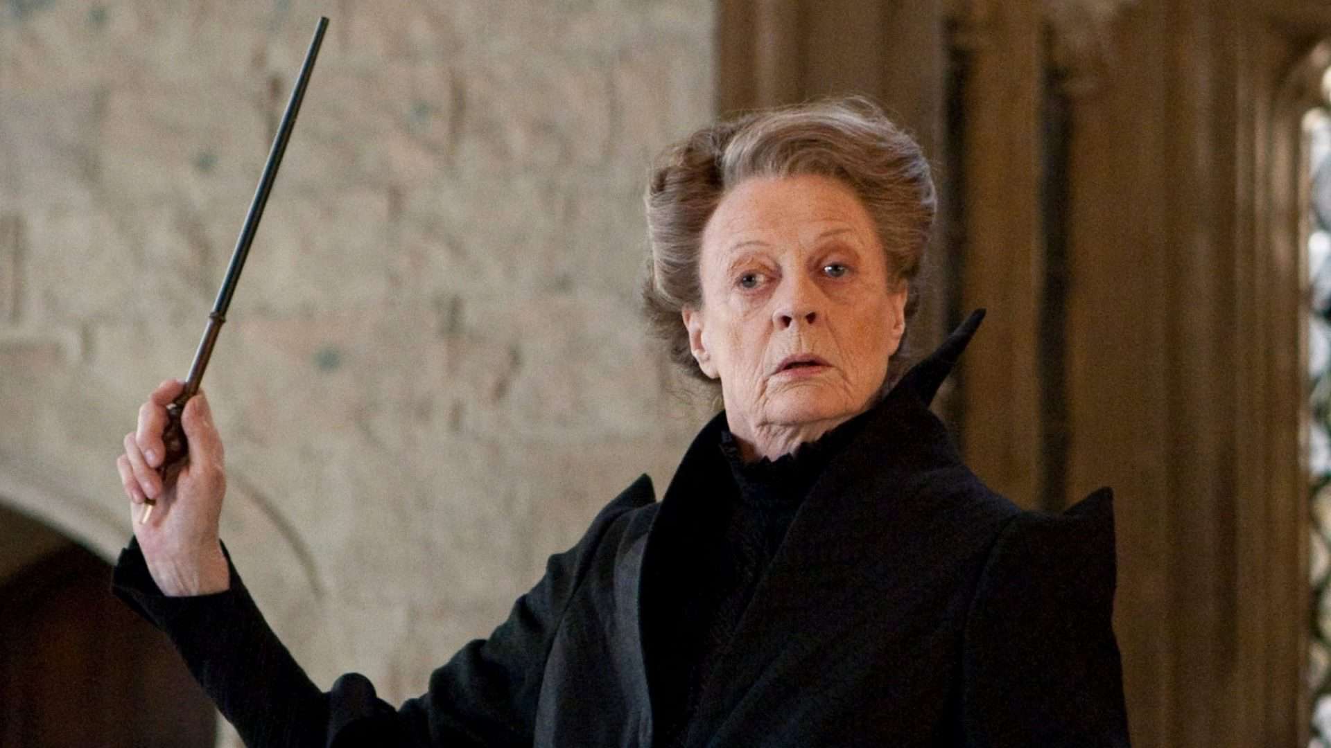 Maggie Smith como Minerva McGonagall em Harry Potter
