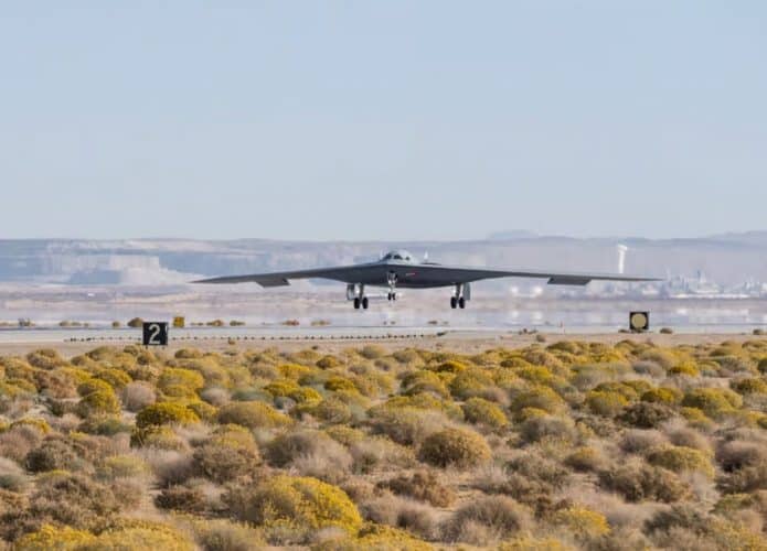 B21-Raider-695x500