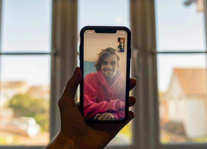 FaceTime-695x500