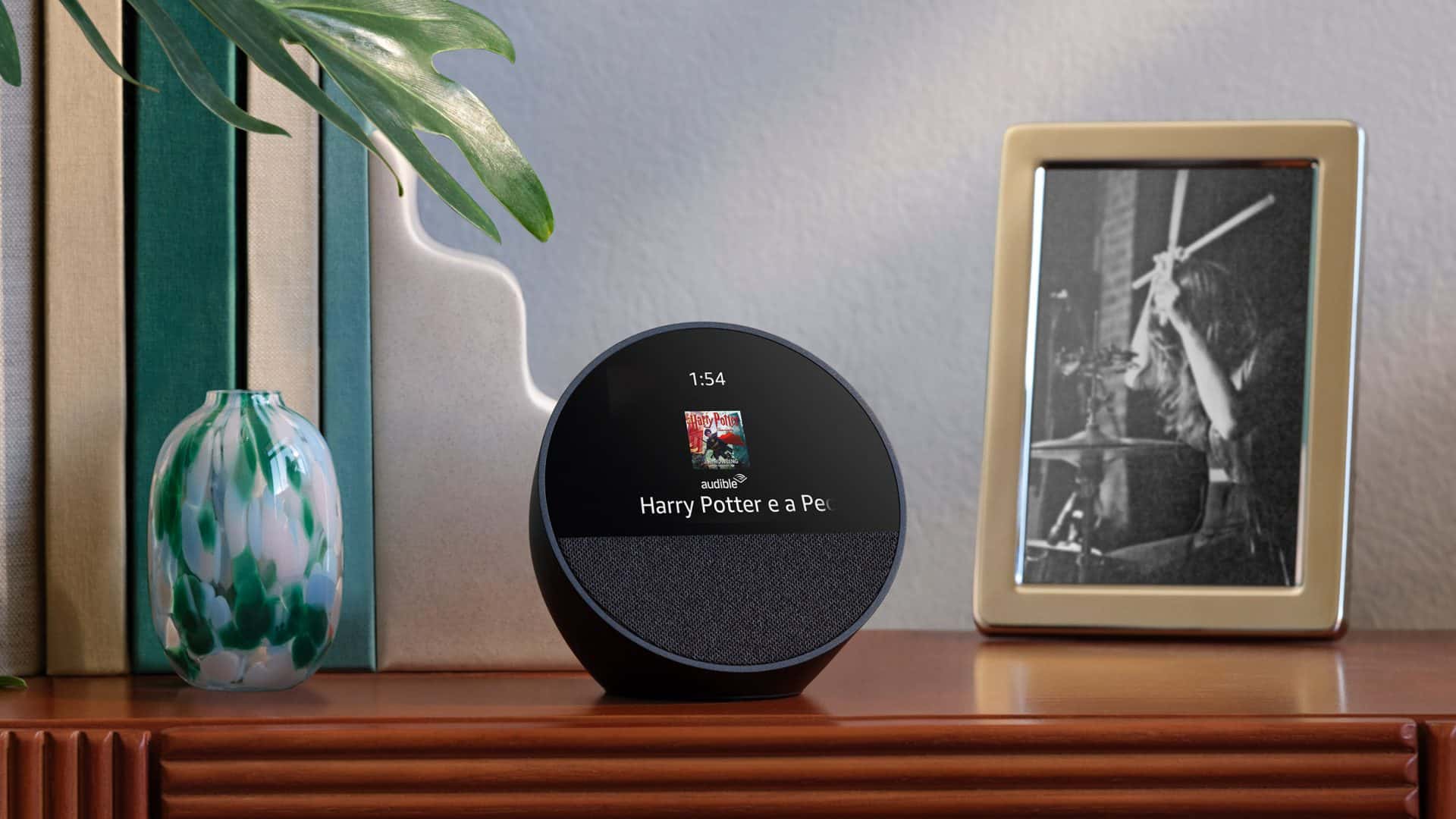 Echo Spot. Imagem: Divulgação/Amazon