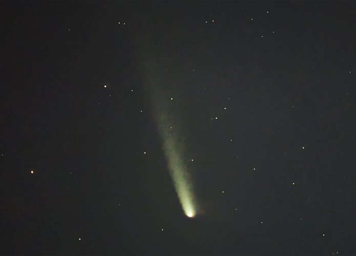 cometa-C2023A3-1-695x500