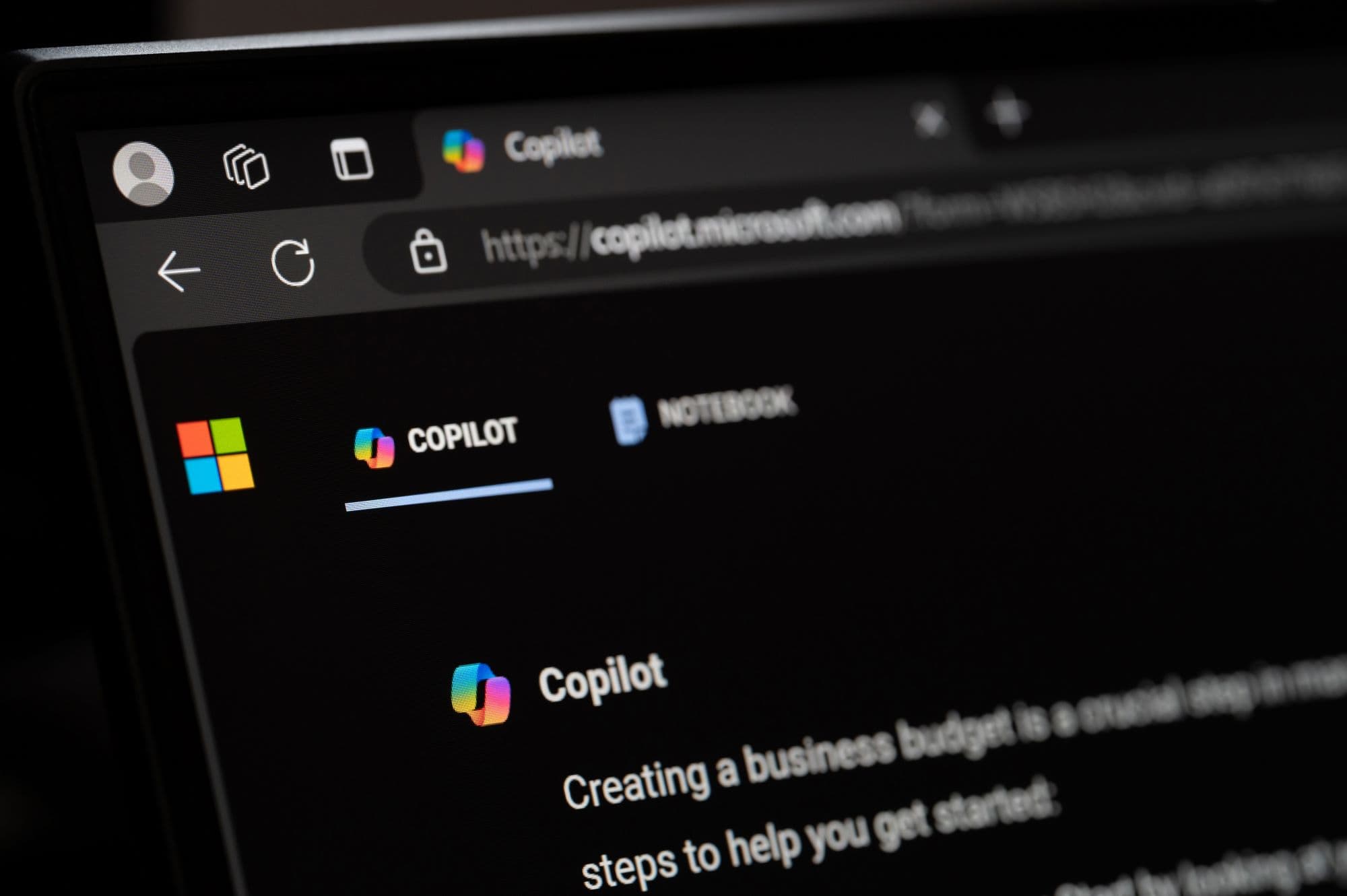 Microsoft estaria forçando a barra com o Copilot, seu assistente de IA