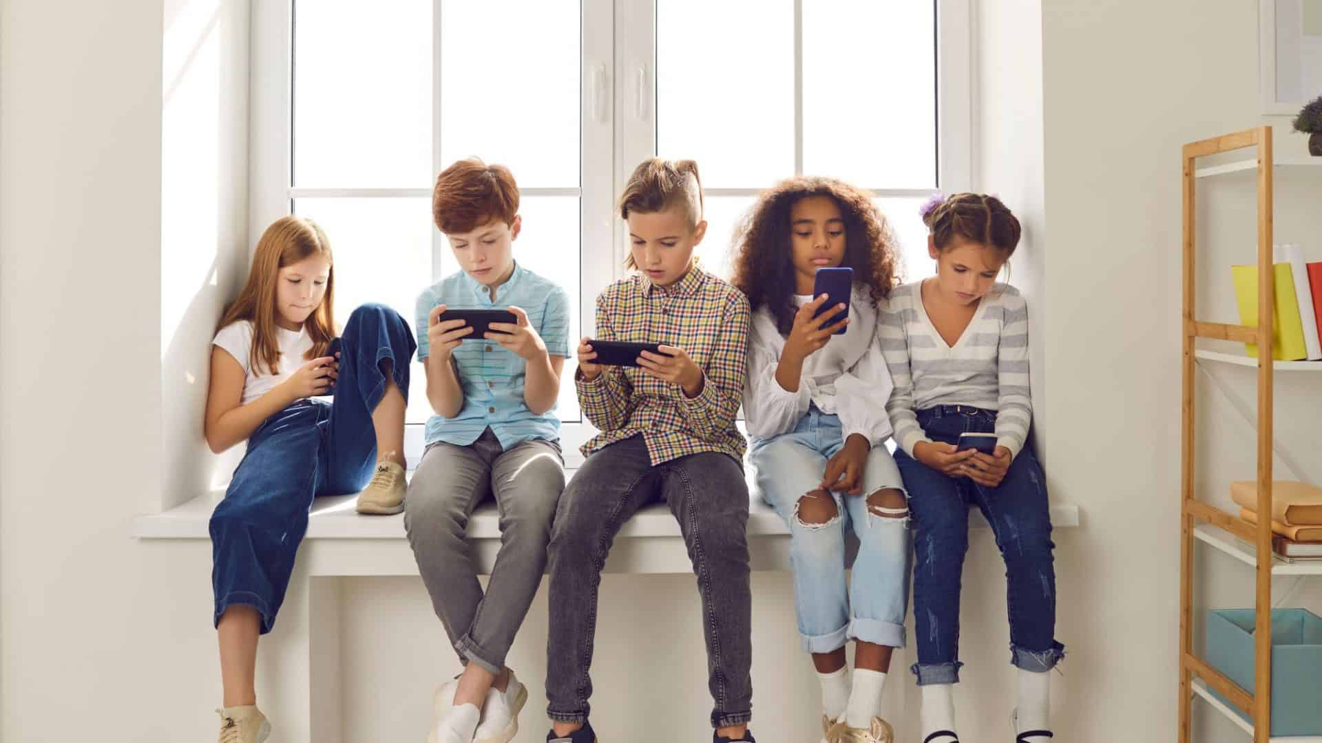 crianças redes sociais
