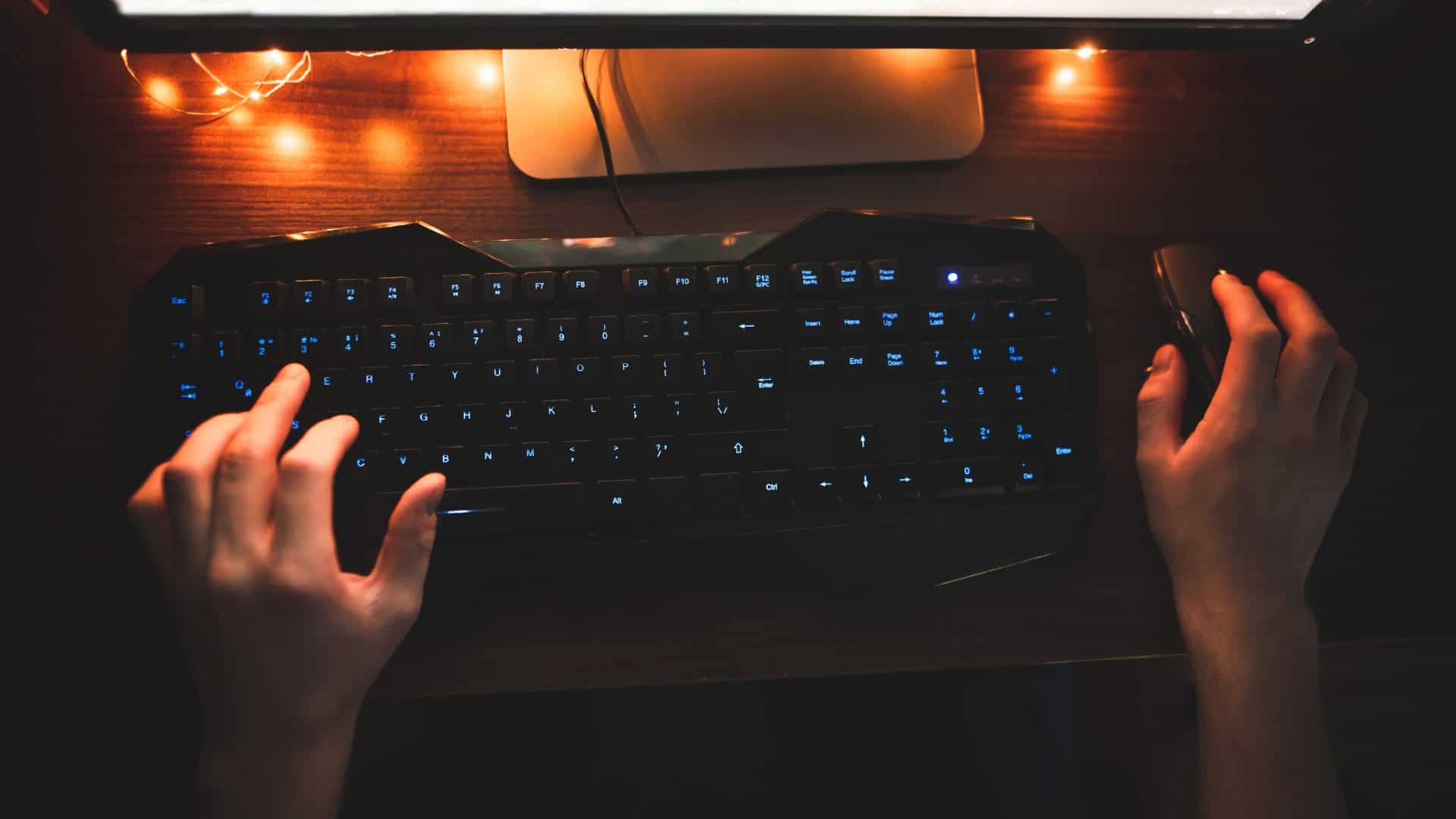 PC gamer, teclado gamer