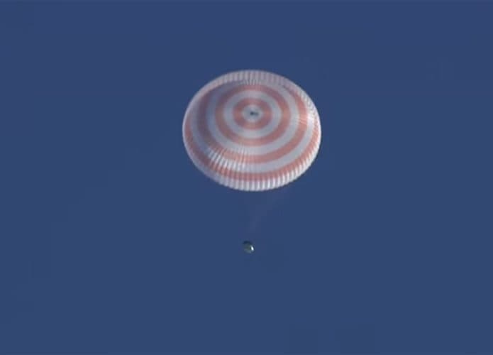 pouso-soyuz-25-695x500