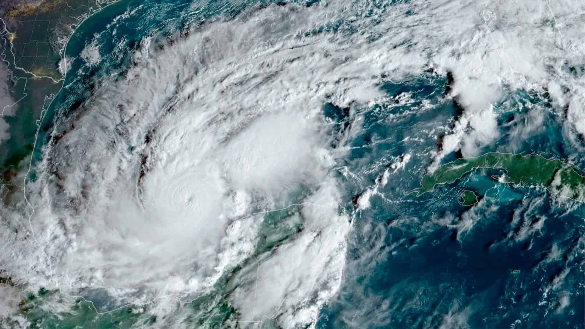 Imagem do espaço do furacão Milton