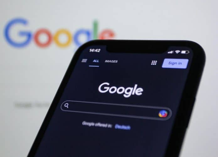Google no PC e celular via Bastian Riccardi/Pexels