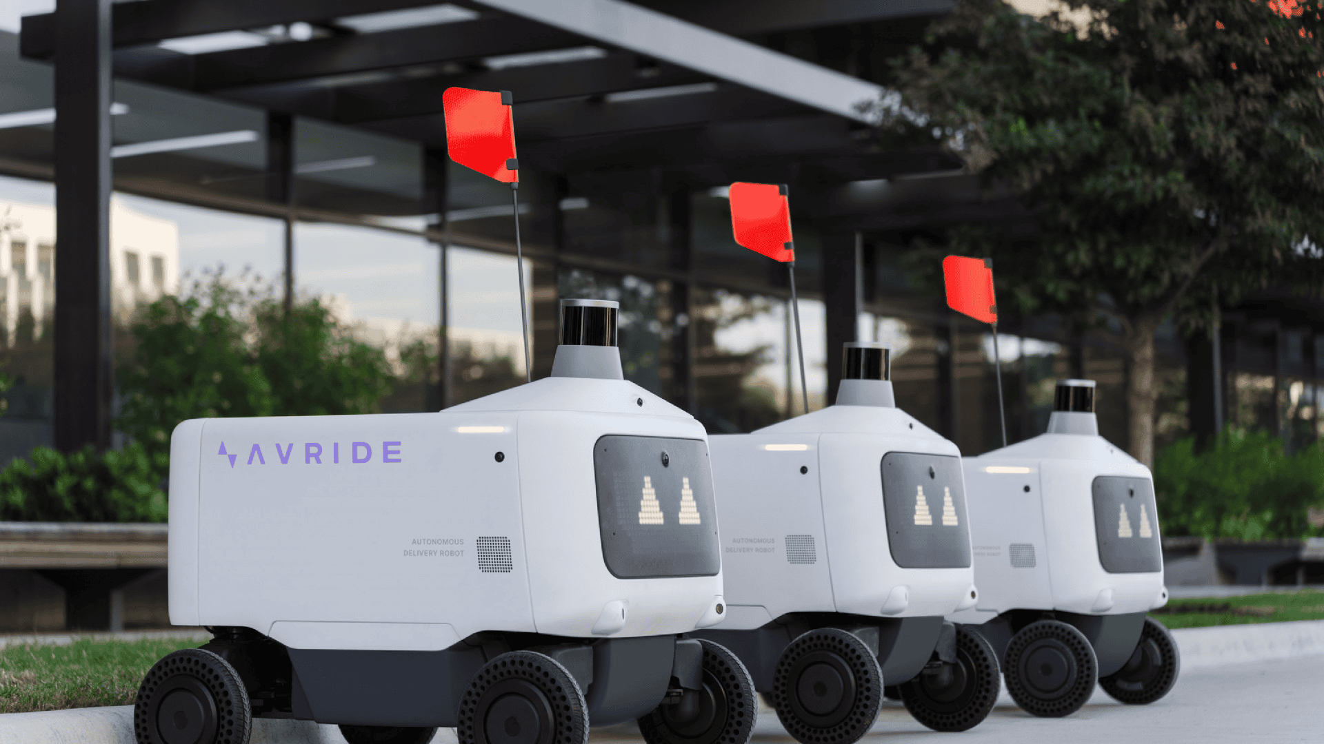 avride-robo-de-entrega-1920x1080.png