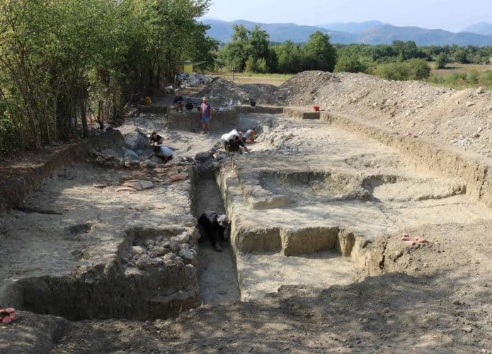escavacao-arqueologica-Italia-2048x1366-1-695x500