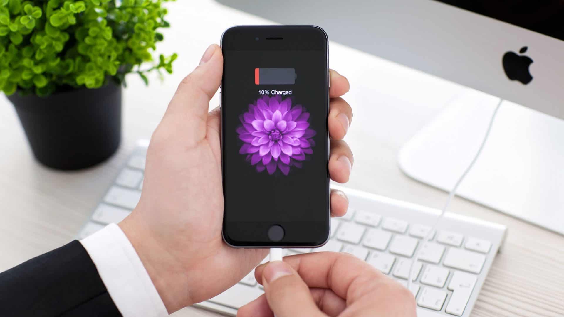 Imagem mostra o Modo Pouca Energia no iPhone