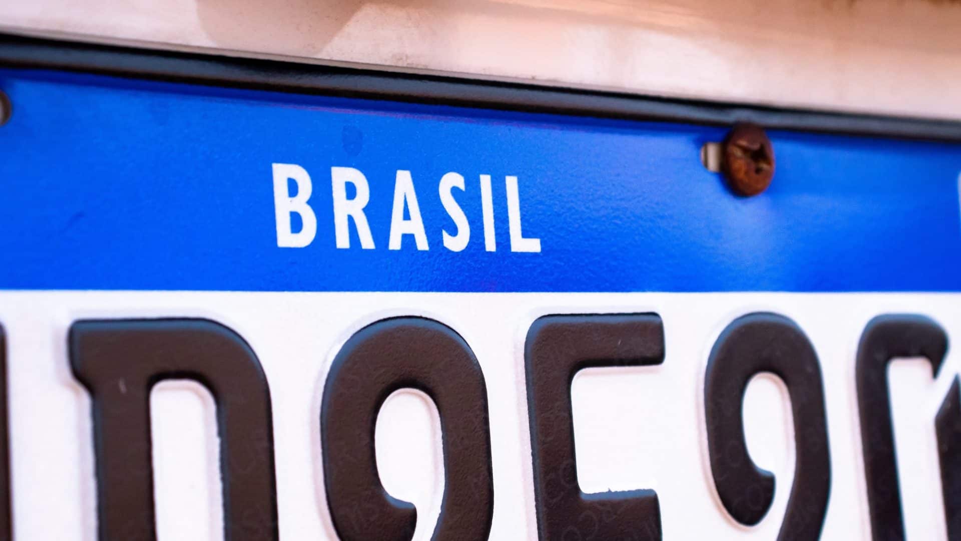 placa de carro brasileira