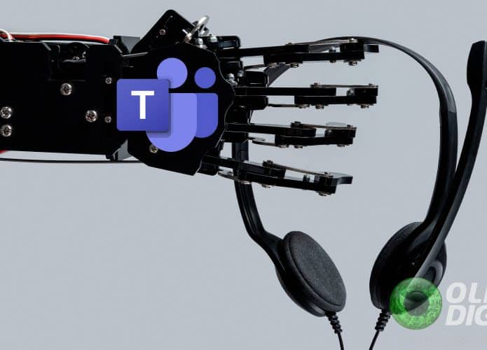 Montagem com logotipo do Teams, da Microsoft, sobre braço robótico segurando headset