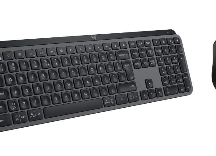 Montagem com teclado e mouse em promoção na Amazon