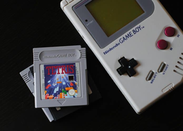 Tetris para GameBoy via Nik/Unsplash