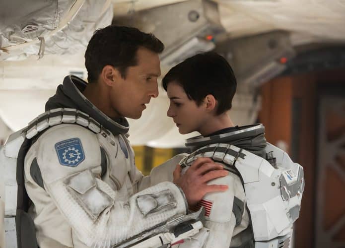 Matthew McConaughey e Anne Hathaway em cena de Interestelar, de 2014