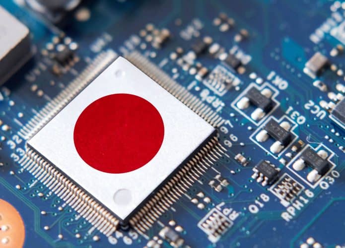 Chip com a bandeira do Japão desenhada em cima