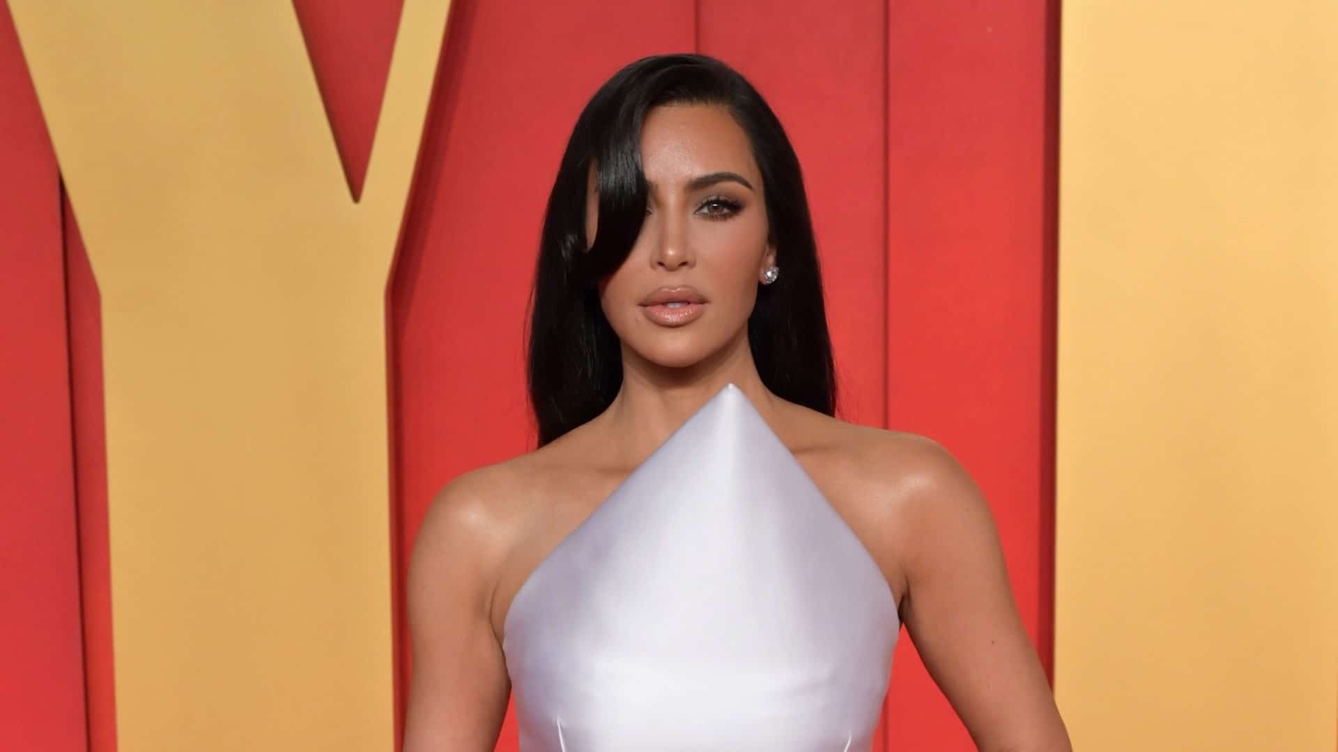 Kim Kardashian na 30ª festa do Oscar da Vanity Fair, em Los Angeles, nos EUA, em 10 de março de 2024
