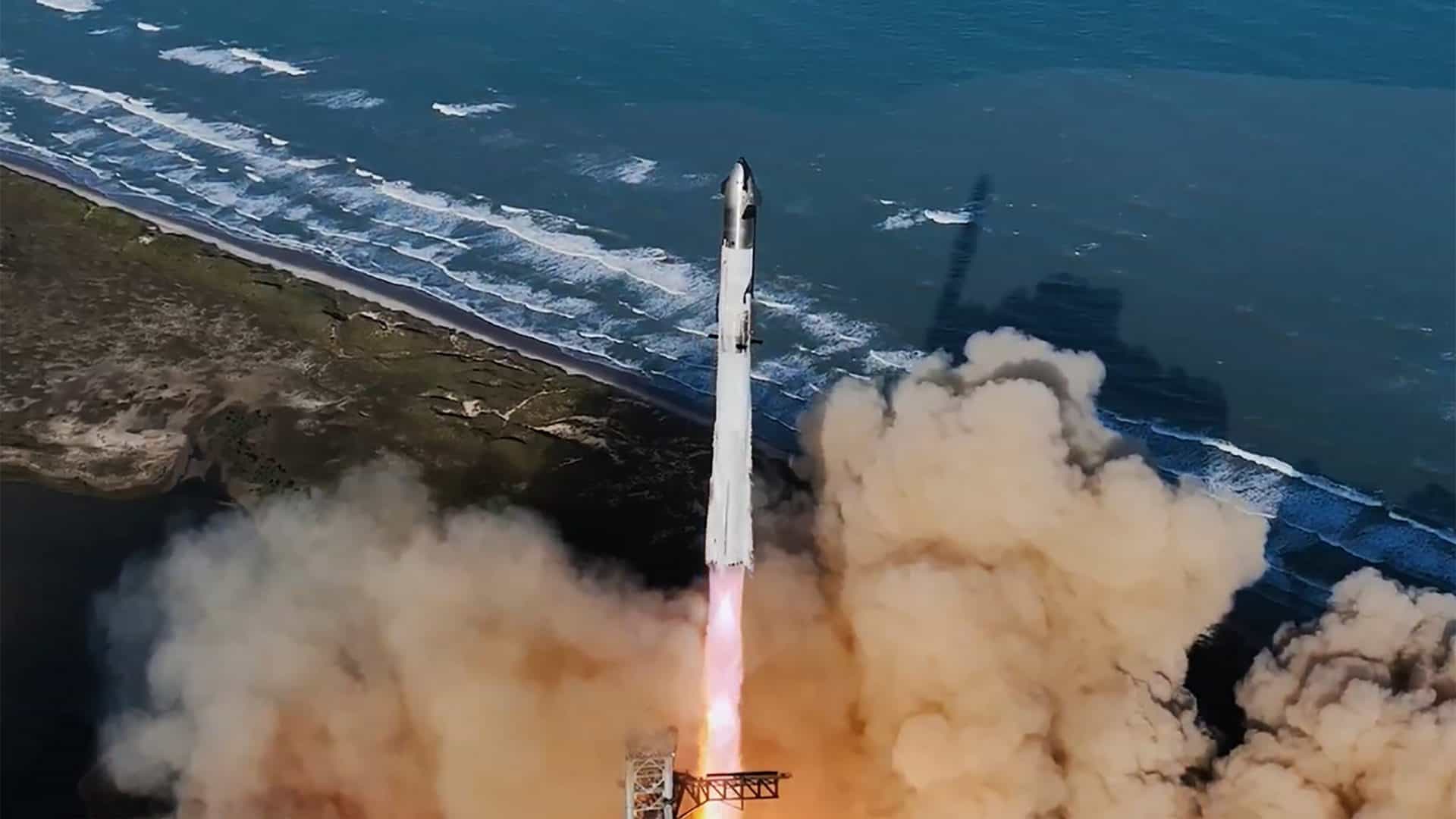 Starship sendo lançada