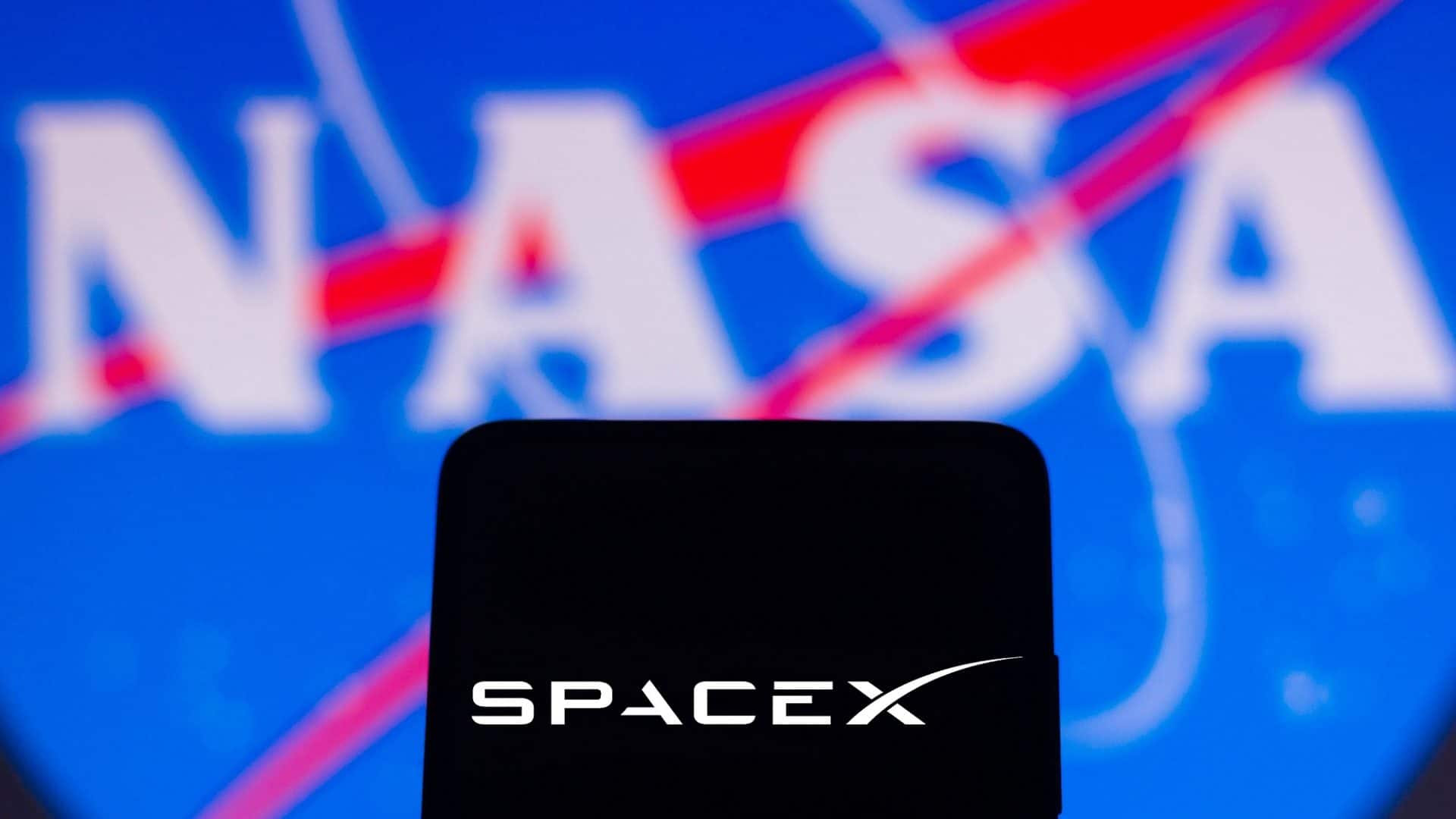 Logos de NASA e SpaceX