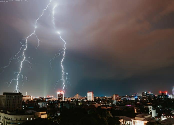 Tempestade de raios