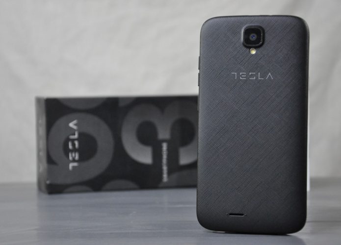 celular tesla