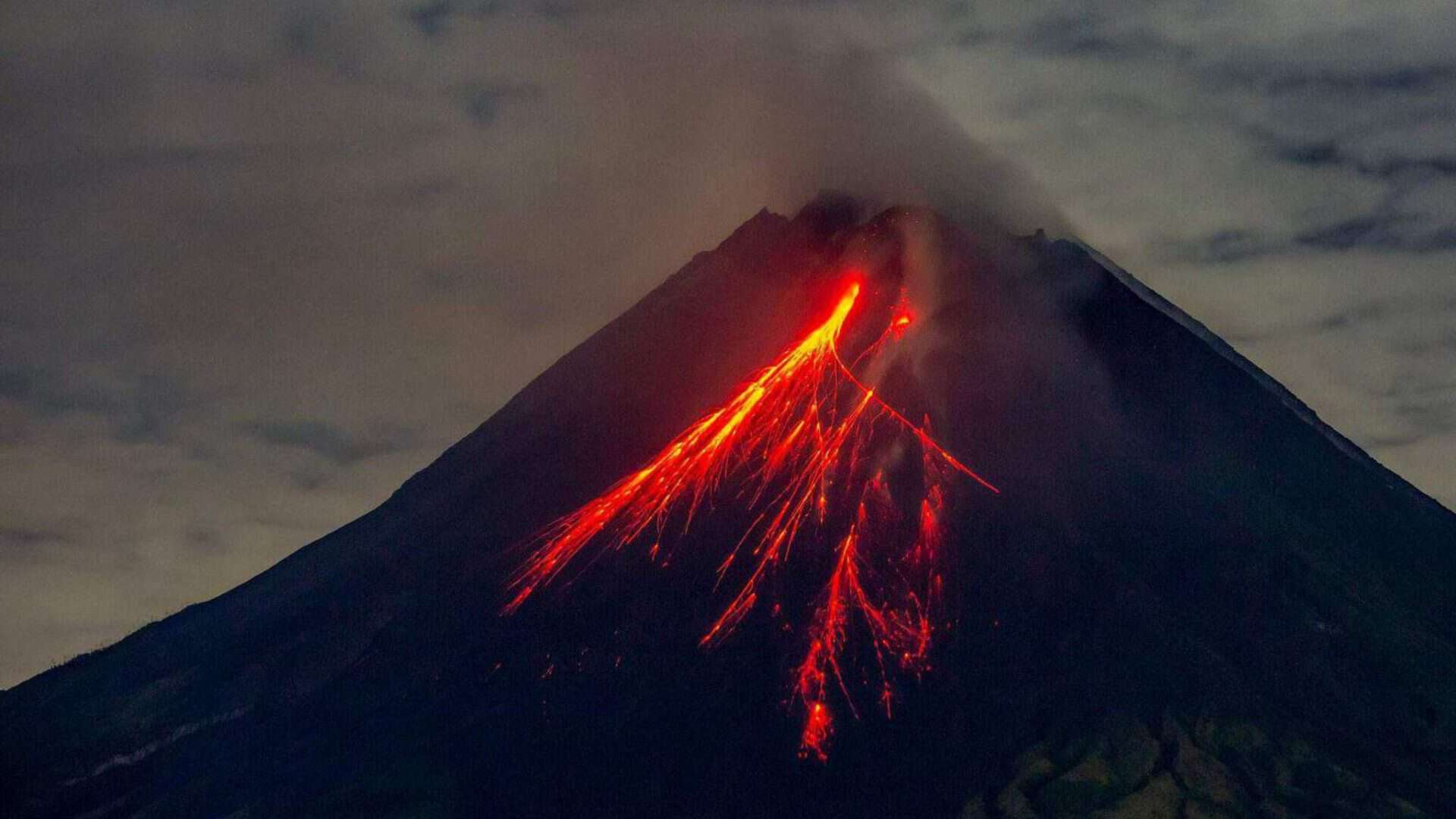 vulcao-indonesia-1536x1024-1-1920x1080
